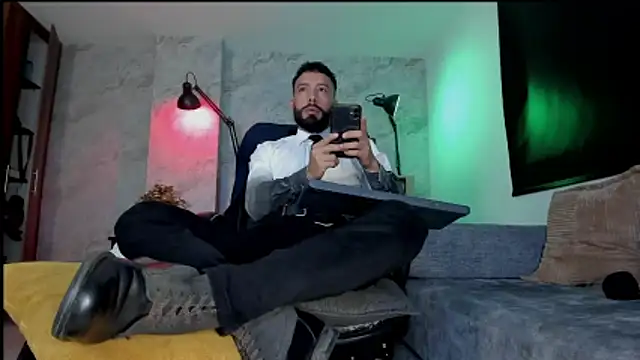 bruno woods online show from 4, 12, 2025