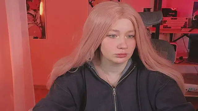 carolina elf online show from 4, 4, 2026