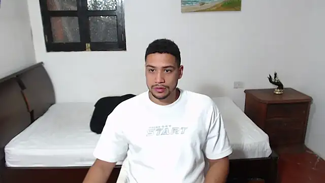 Jhors  Collens online show from 31, 10, 2025