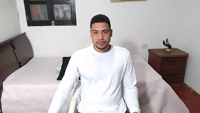 Jhors  Collens online show from 25, 10, 2025