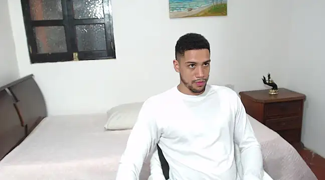 Jhors  Collens online show from 18, 2, 2025