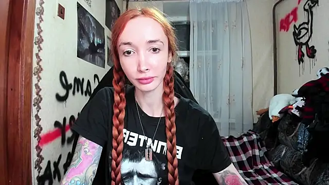 Roxy Silver online show from 20, 11, 2025