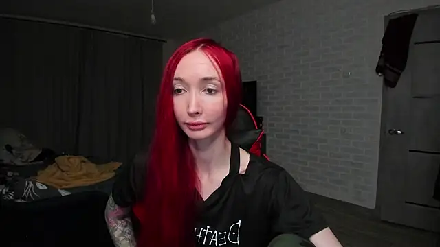 Roxy Silver online show from 8, 3, 2026