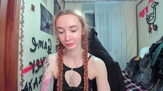 Roxy Silver online show from 26, 2, 2025