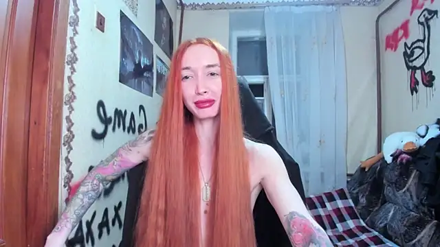 Roxy Silver online show from 8, 3, 2025