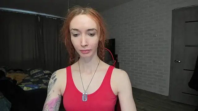 Roxy Silver online show from 25, 2, 2025