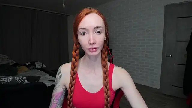 Roxy Silver online show from 27, 11, 2025