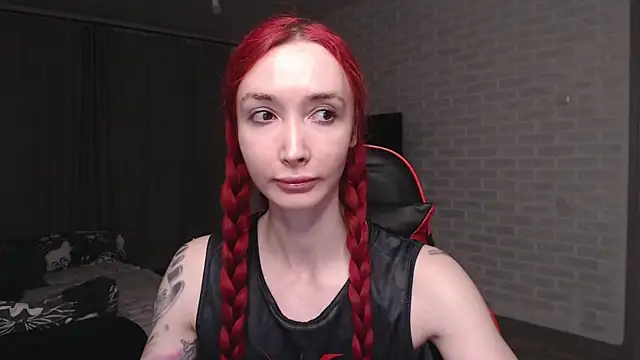 Snapshot of Roxy_Silver chatting on 25, 6, 2026 Roxy Silver online show from 25, 6, 2026