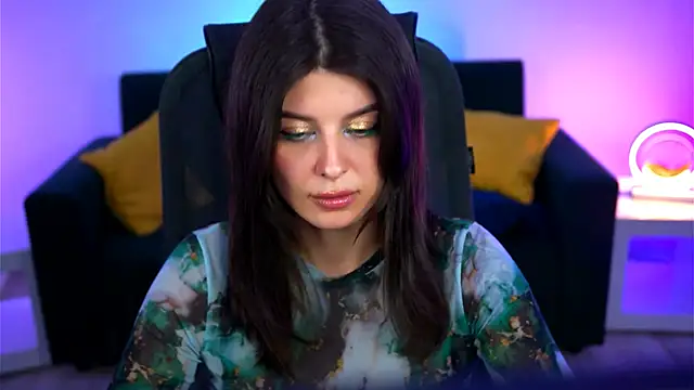 NicoleMun online show from 4, 3, 2025