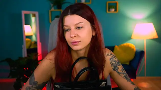 Snapshot of NicoleMun chatting on 14, 2, 2026 NicoleMun online show from 14, 2, 2026