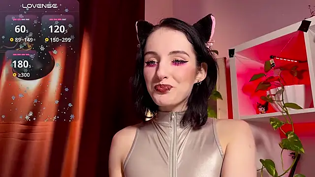 Snapshot of Alice_Succuby chatting on 3, 2, 2025 Alice Succuby online show from 3, 2, 2025