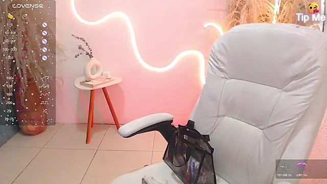 ViolettaHotLatin  online show from 10, 2, 2026