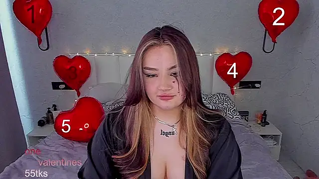 Snapshot of little_m0use chatting on 14, 2, 2026 little m0use online show from 14, 2, 2026