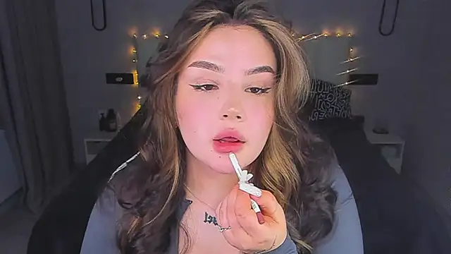 little m0use online show from 4, 4, 2026