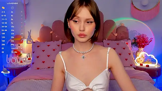 MaryLew online show from 13, 2, 2026