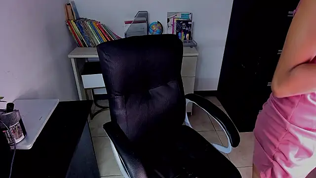 xenia golden online show from 1, 2, 2026