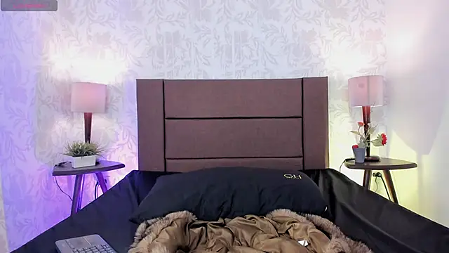 xenia golden online show from 18, 10, 2025