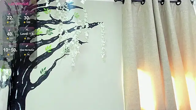  AlejaCruz  online show from 7, 10, 2025