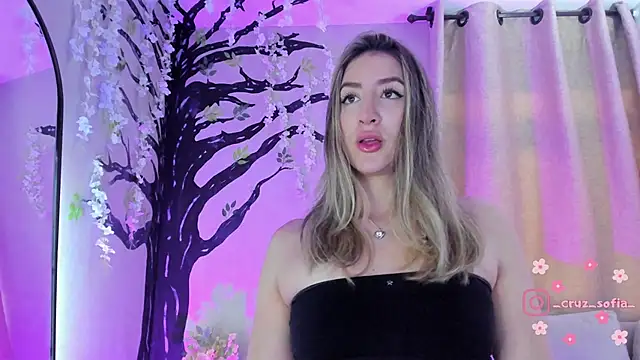  AlejaCruz  online show from 5, 1, 2026