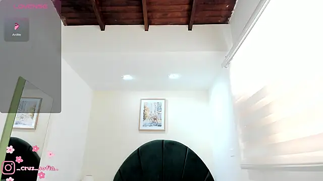  AlejaCruz  online show from 2, 6, 2026