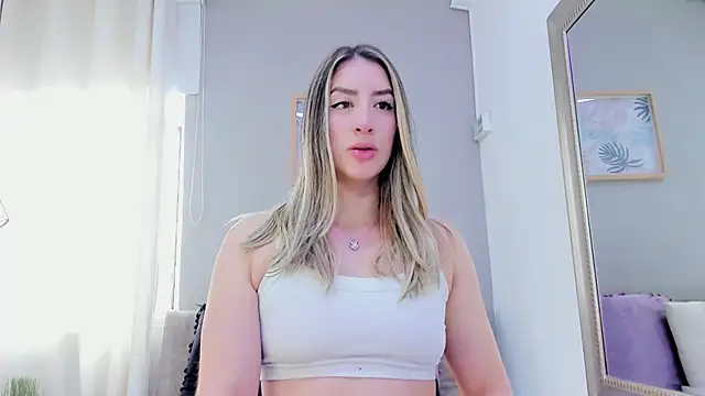  AlejaCruz  online show from 6, 1, 2026