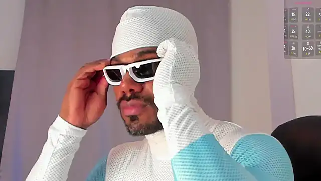 Snapshot of Ganiimedes chatting on 31, 10, 2025 Ganiimedes online show from 31, 10, 2025