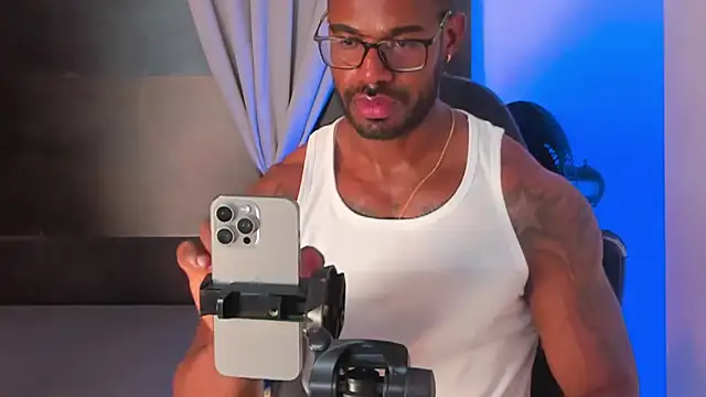 Snapshot of Ganiimedes chatting on 6, 10, 2025 Ganiimedes online show from 6, 10, 2025