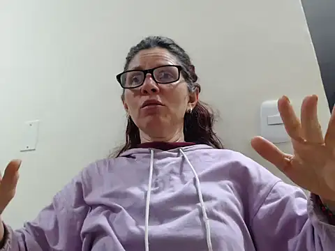 Alicia inblack online show from 12, 9, 2025