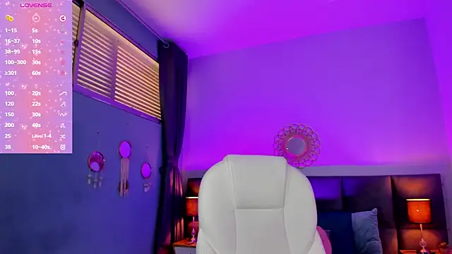 Snapshot of Lissy__Dream chatting on 11, 11, 2025 Lissy Dream online show from 11, 11, 2025