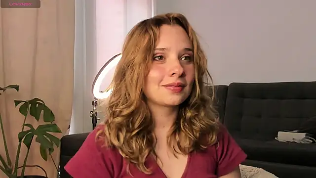 Snapshot of Sophy_Bunny chatting on 14, 3, 2025 Sophy Bunny online show from 14, 3, 2025