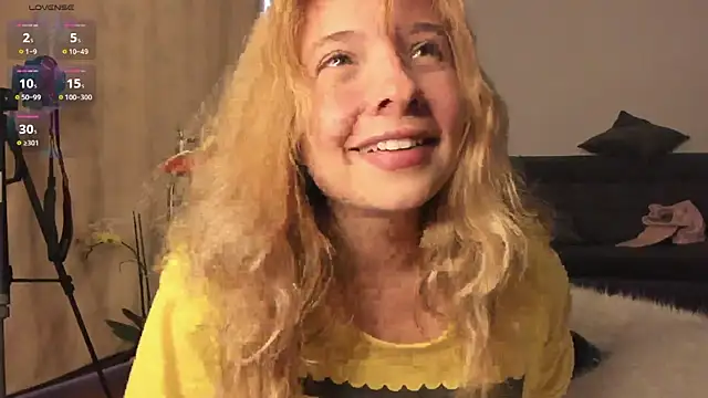 Snapshot of Sophy_Bunny chatting on 29, 1, 2025 Sophy Bunny online show from 29, 1, 2025