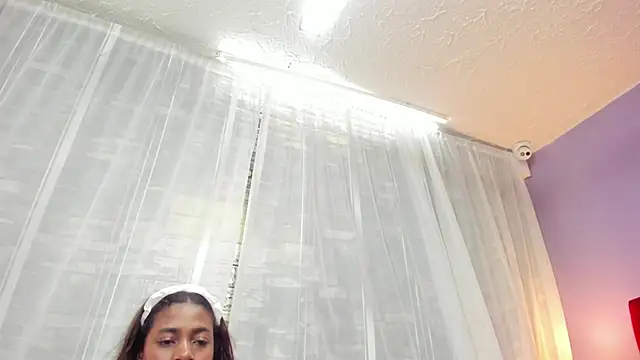 KatieGomez online show from 14, 3, 2025