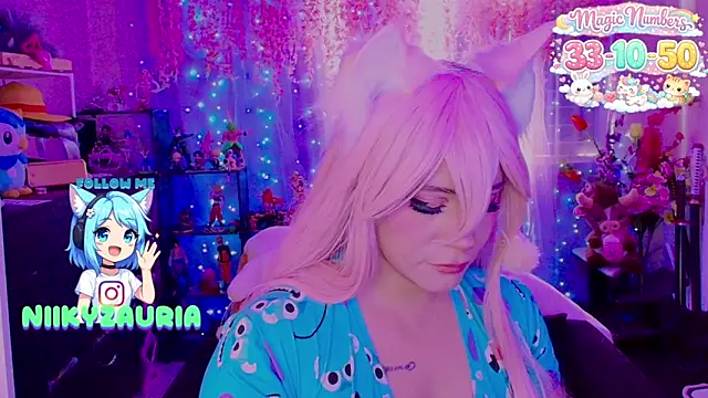  niiky online show from 28, 4, 2026