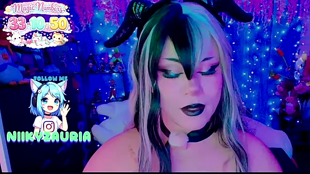  niiky online show from 13, 5, 2026