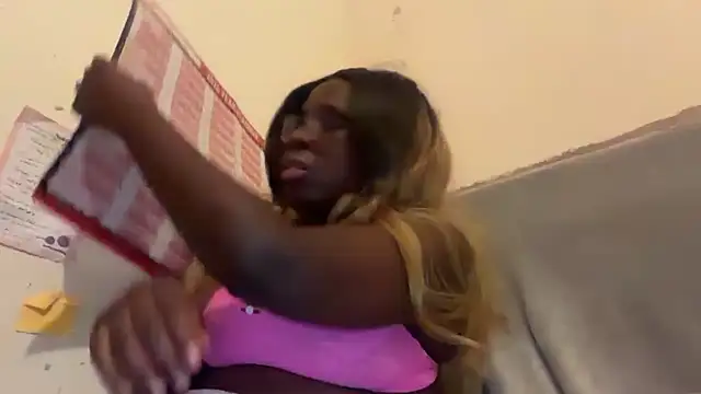 MonicaEngland32 online show from 1, 2, 2026