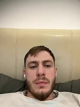 Julian128 online show from 4, 3, 2025