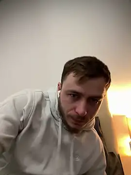 Julian128 online show from 3, 3, 2025