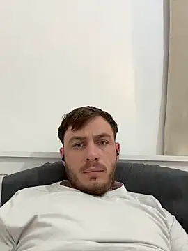 Julian128 online show from 3, 11, 2025