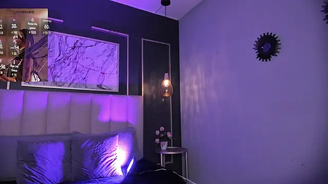 Violetta Nur online show from 13, 3, 2025