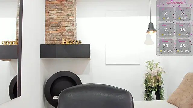  LaraMom  online show from 5, 11, 2025