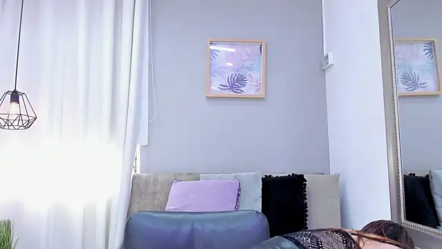  LaraMom  online show from 20, 9, 2025