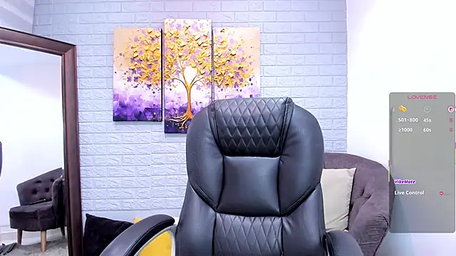  LaraMom  online show from 2, 6, 2026