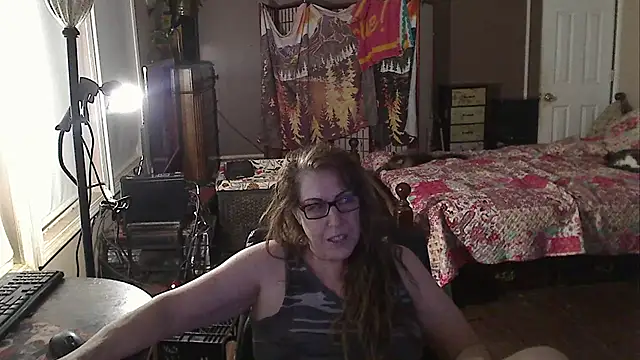 Ireallysquirt online show from 9, 9, 2025