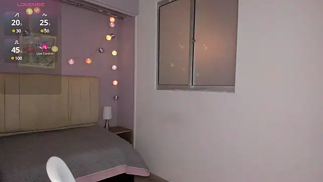 ema saenz online show from 22, 3, 2025