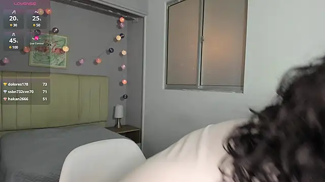 ema saenz online show from 21, 2, 2025