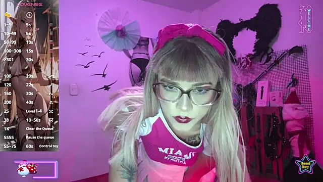  Hanna white  online show from 18, 12, 2025