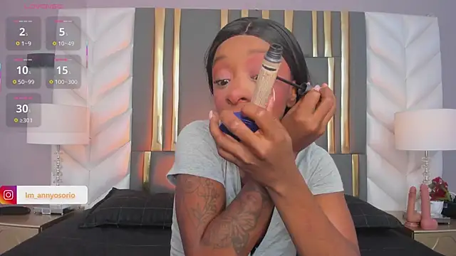 Snapshot of Anny_osorio chatting on 19, 11, 2025 Anny osorio online show from 19, 11, 2025