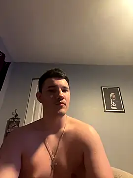 Snapshot of Shaded24 chatting on 14, 12, 2025 Shaded24 online show from 14, 12, 2025