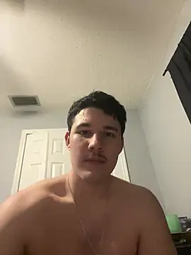 Snapshot of Shaded24 chatting on 14, 1, 2026 Shaded24 online show from 14, 1, 2026