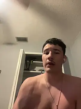 Snapshot of Shaded24 chatting on 19, 12, 2025 Shaded24 online show from 19, 12, 2025